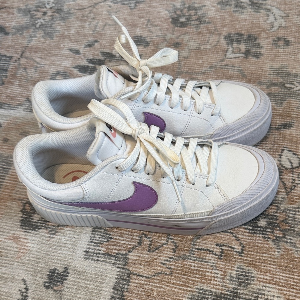 Nike Court Legacy Lift